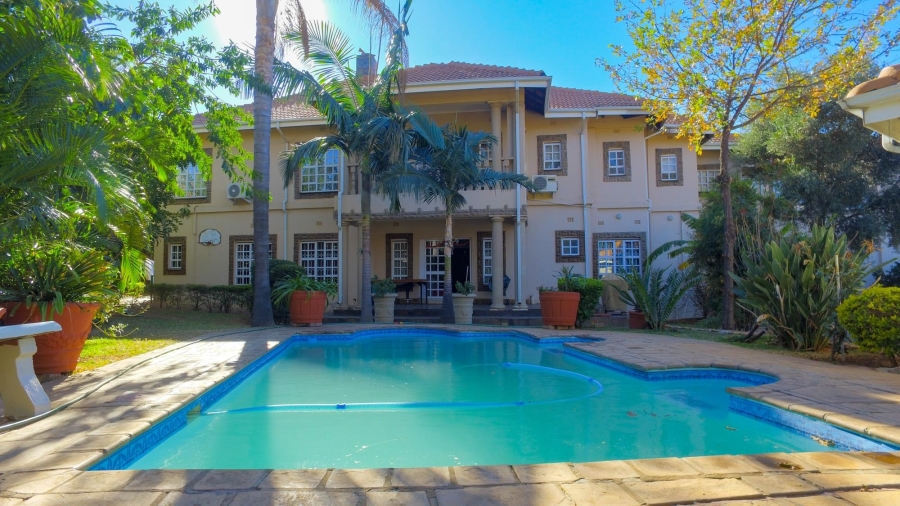 5 Bedroom Property for Sale in Azalea Park North West